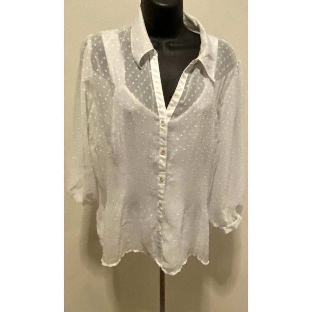 New York City Design Co. Size L Womens Longsleeved Button Down